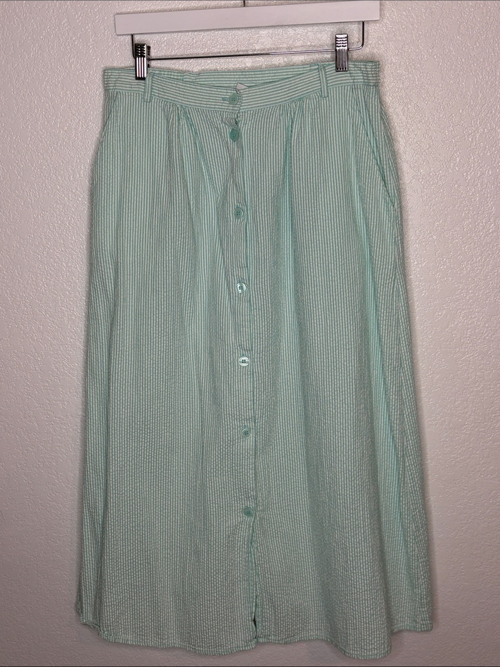 Vintage BFA Classics Aqua & White Seersucker Striped Button Down Midi Skirt